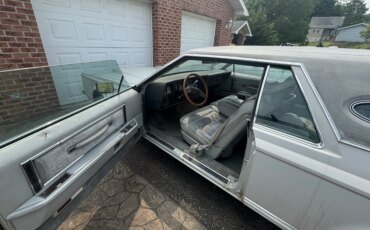 Lincoln-Mark-v-1978-Gray-Gray-3