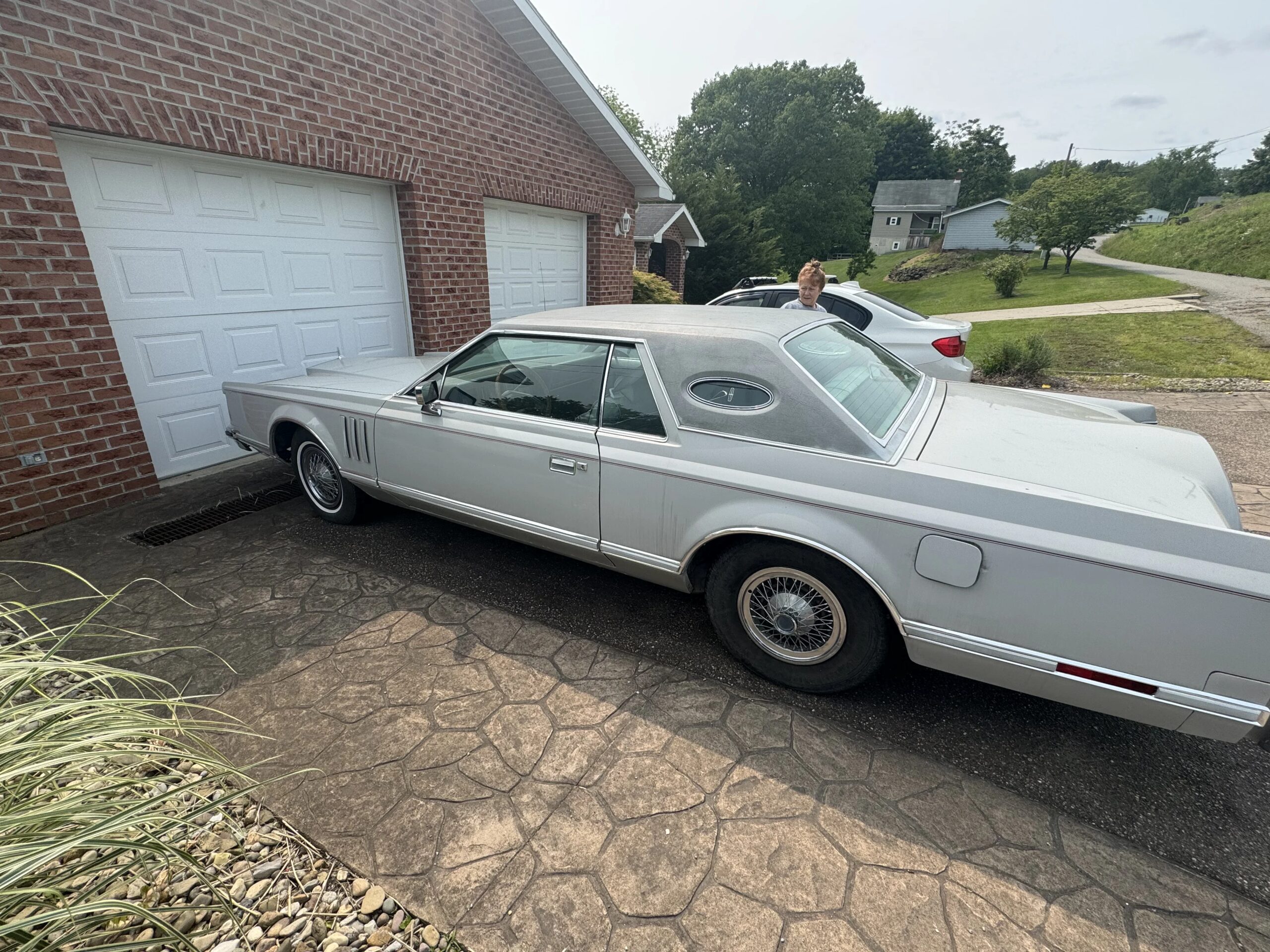Lincoln-Mark-v-1978-Gray-Gray