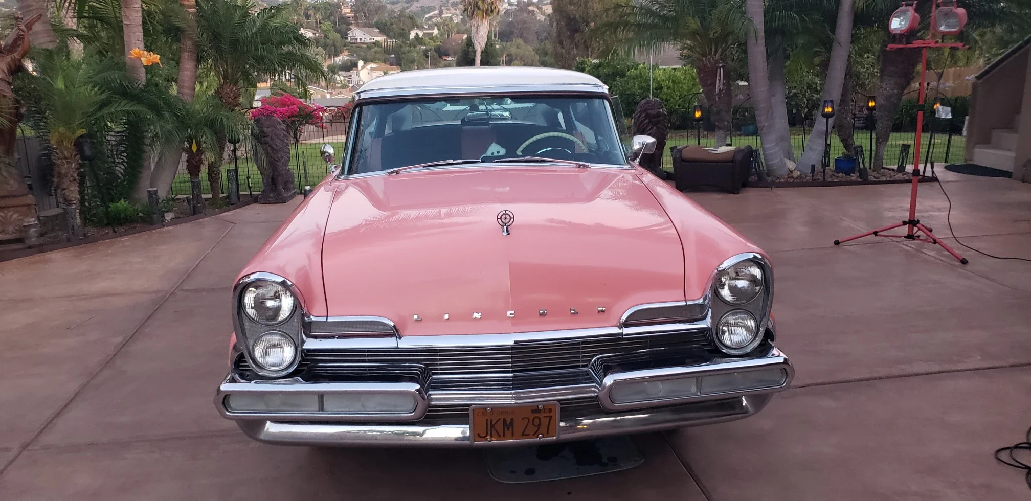 Lincoln-Premiere-1957-Pink-19