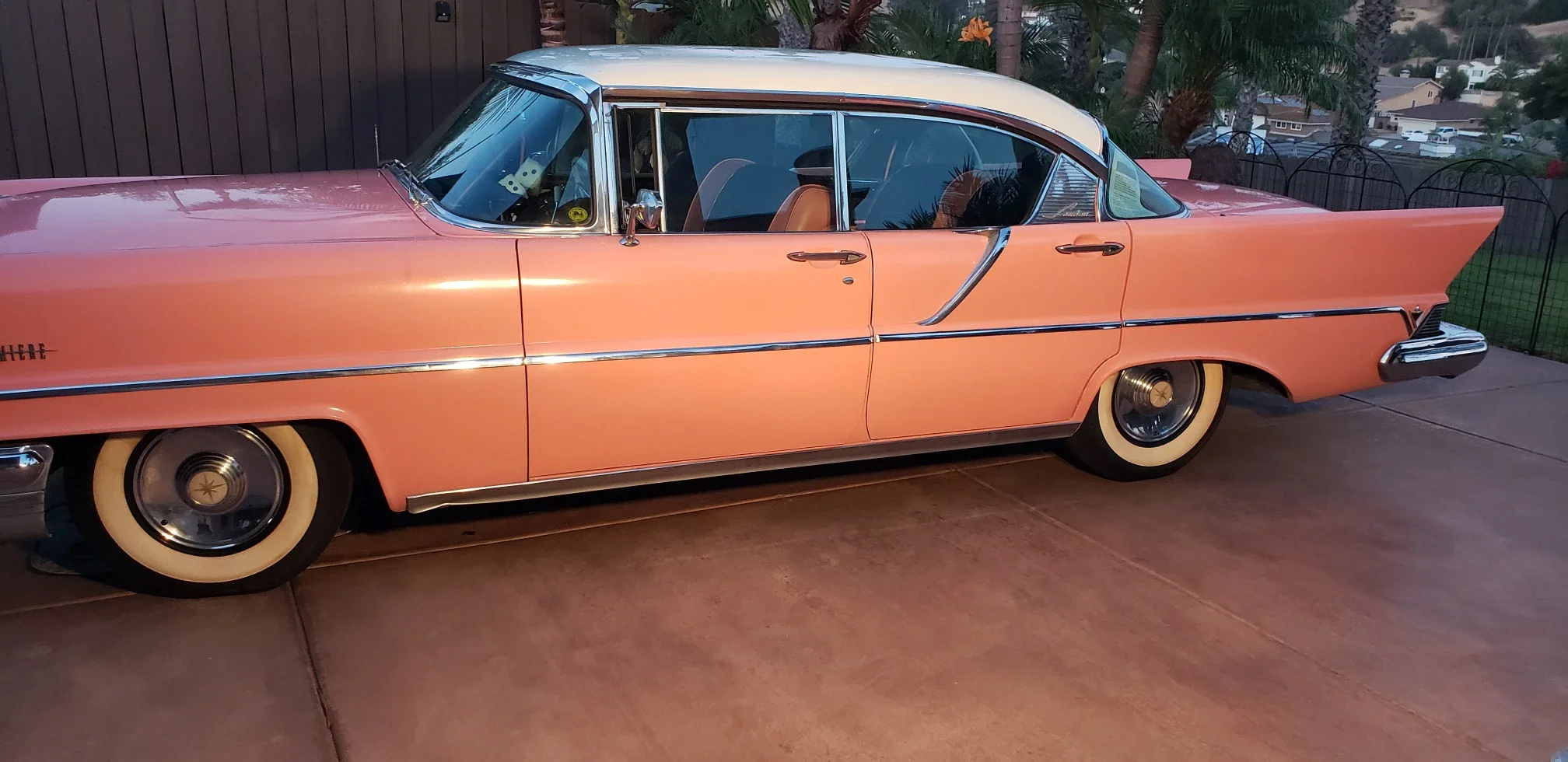 Lincoln-Premiere-1957-Pink-6