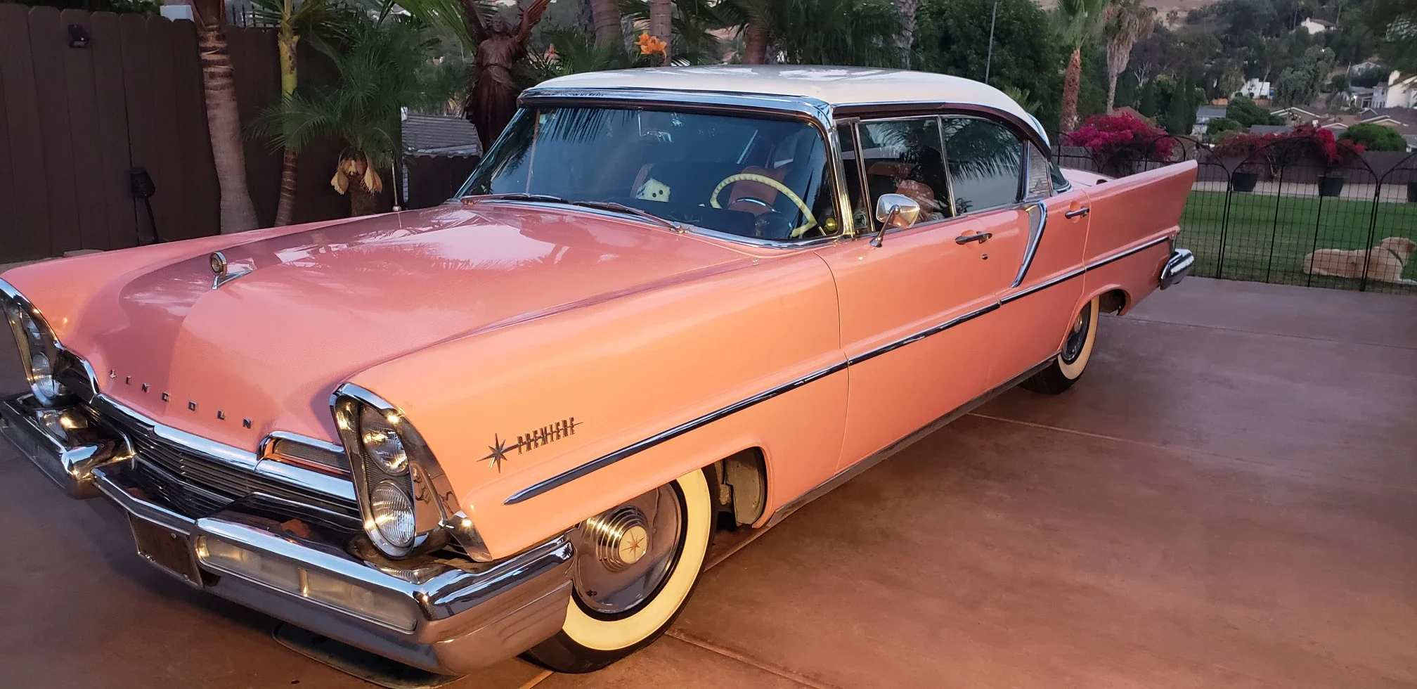 Lincoln-Premiere-1957-Pink-7