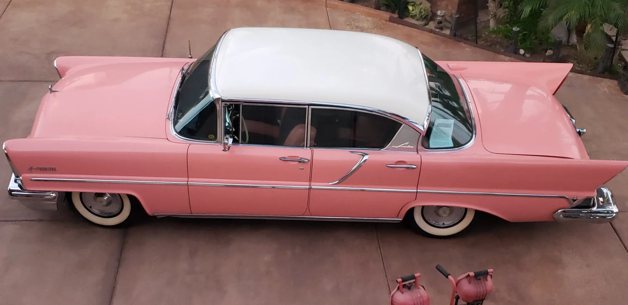 Lincoln-Premiere-1957-Pink-9