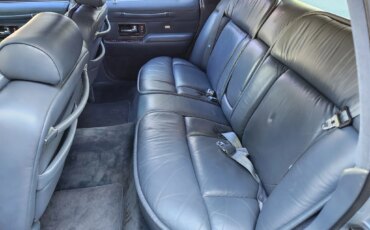 Lincoln-Town-car-cartier-1991-Blue-Blue-11