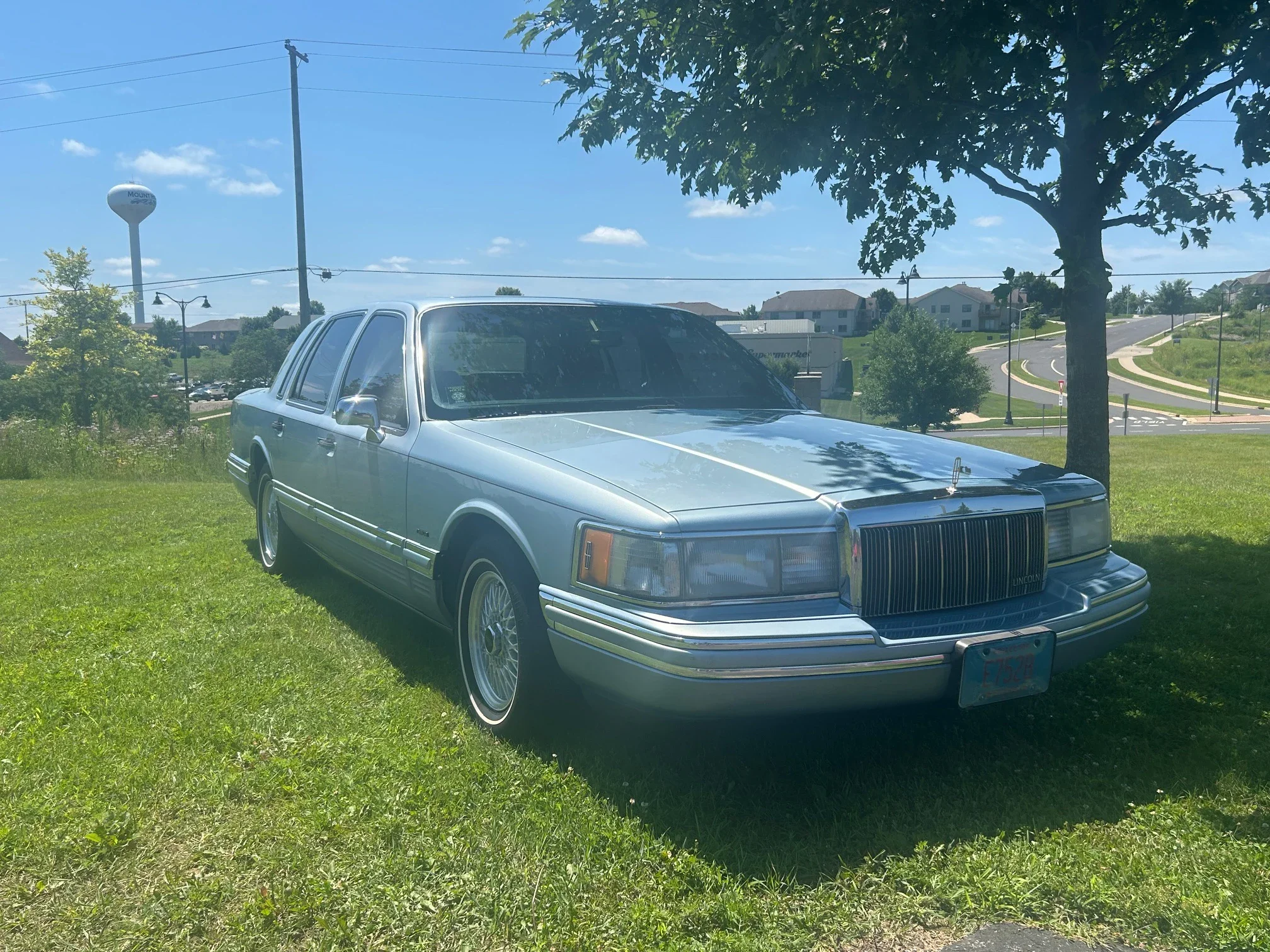 Lincoln-Town-car-cartier-1991-Blue-Blue-31