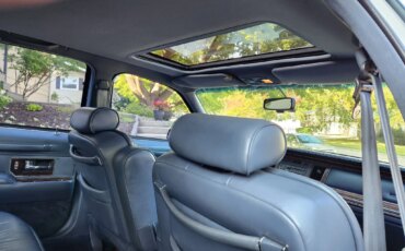 Lincoln-Town-car-cartier-1991-Blue-Blue-6
