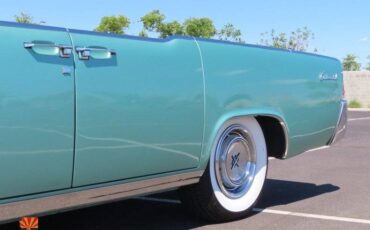 Lincoln-continental-1961-green-22