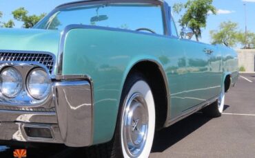 Lincoln-continental-1961-green-23
