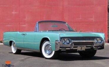 Lincoln-continental-1961-green