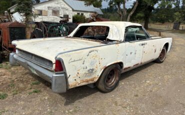 Lincoln-continental-1961-white-10