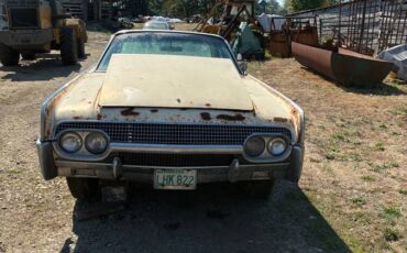 Lincoln-continental-1961-white-5