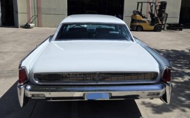 Lincoln-continental-1962-white-3