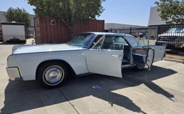 Lincoln-continental-1962-white-4