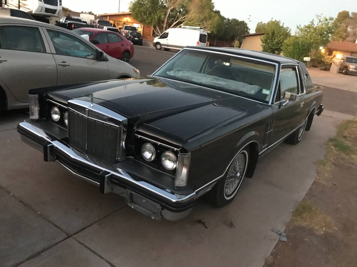 Lincoln-continental-1970
