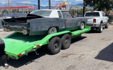Lincoln-continental-1978-custom-10
