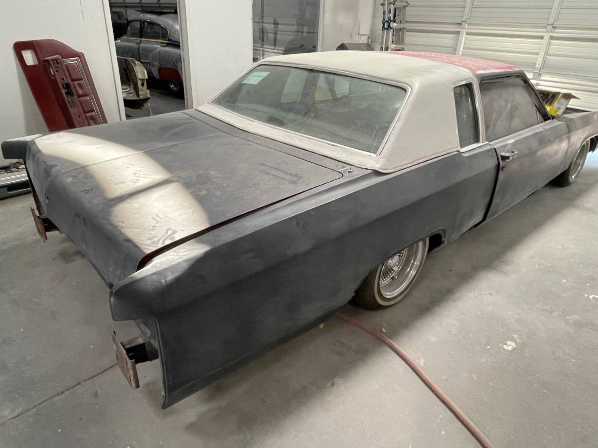 Lincoln-continental-1978-custom-2