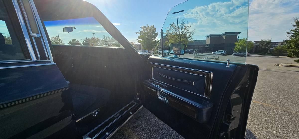 Lincoln-continental-1979-blue-13