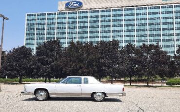 Lincoln-continental-coupe-1978-13