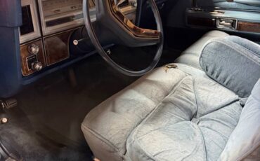 Lincoln-continental-coupe-1978-blue-10
