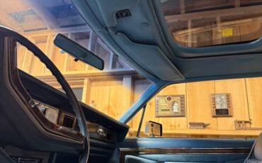 Lincoln-continental-coupe-1978-blue-8