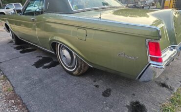 Lincoln-continental-mark-iii-1970-13