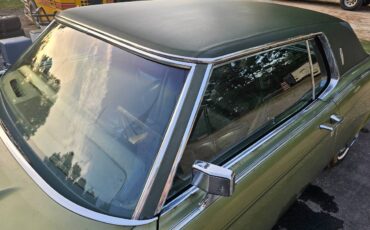 Lincoln-continental-mark-iii-1970-2
