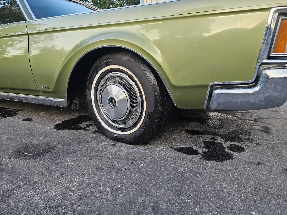 Lincoln-continental-mark-iii-1970-8