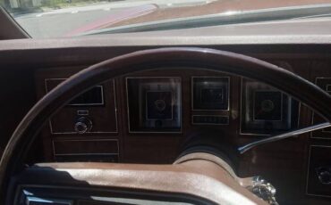 Lincoln-continental-mark-iv-1972-custom-2