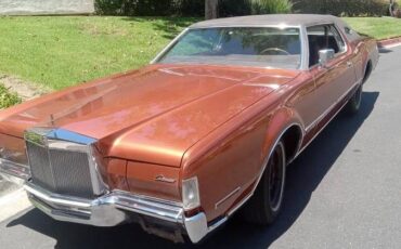 Lincoln-continental-mark-iv-1972-custom-4