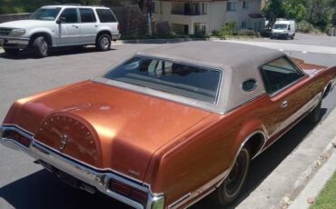 Lincoln-continental-mark-iv-1972-custom-6