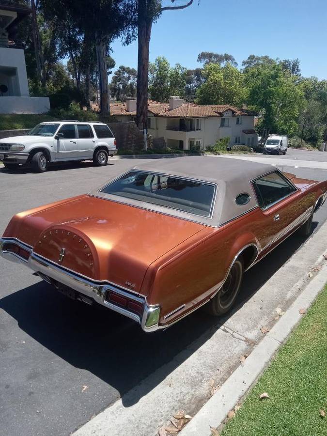Lincoln-continental-mark-iv-1972-custom-6