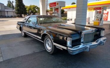 Lincoln-continental-mark-v-1977-black