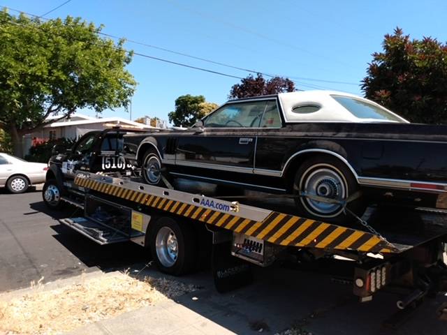 Lincoln-continental-mark-v-1977-black-5