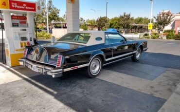 Lincoln-continental-mark-v-1977-black-6