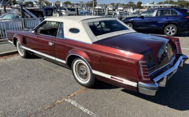 Lincoln-continental-mark-v-1978-red-2
