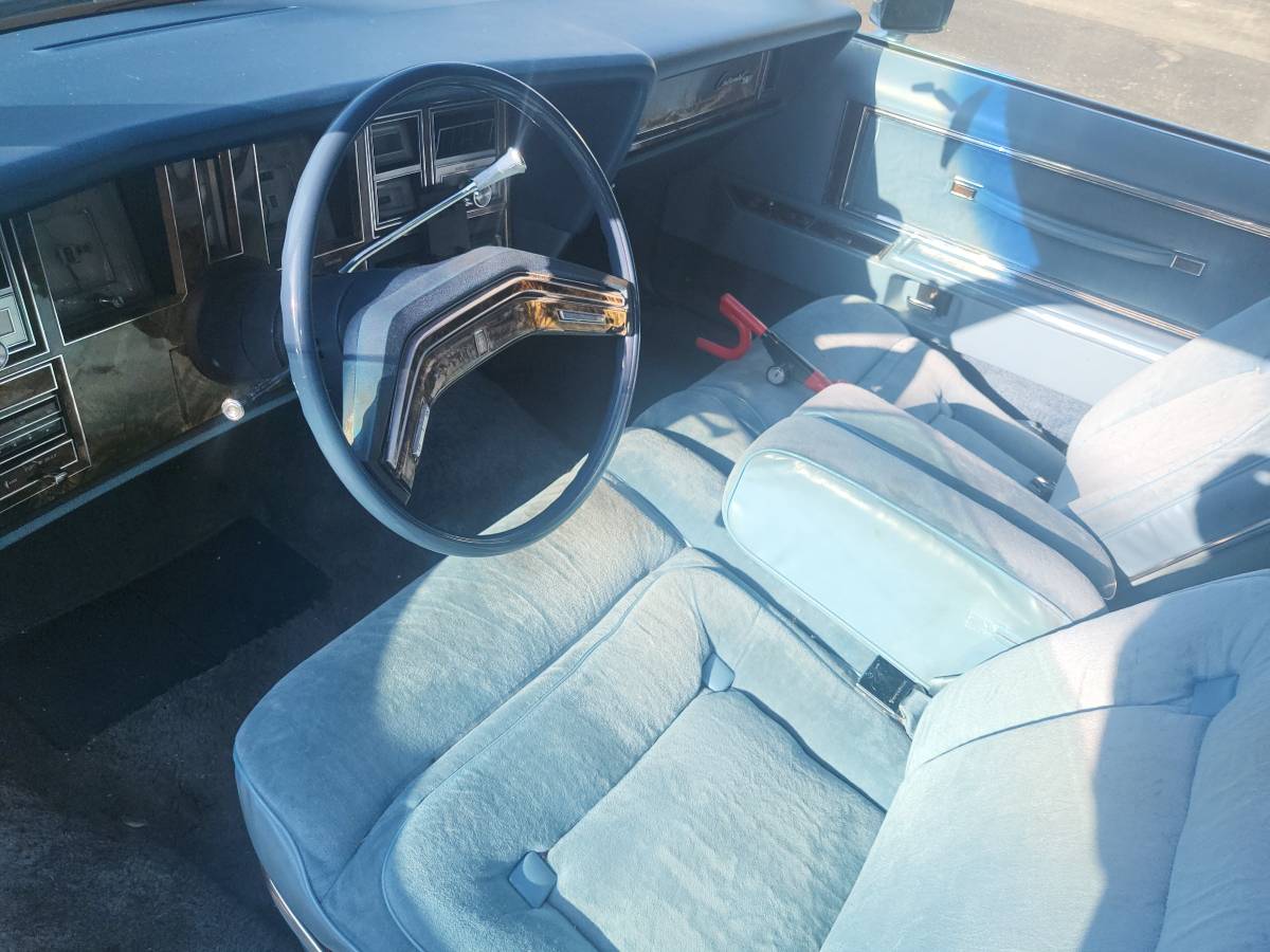 Lincoln-continental-mark-v-1979-blue-1