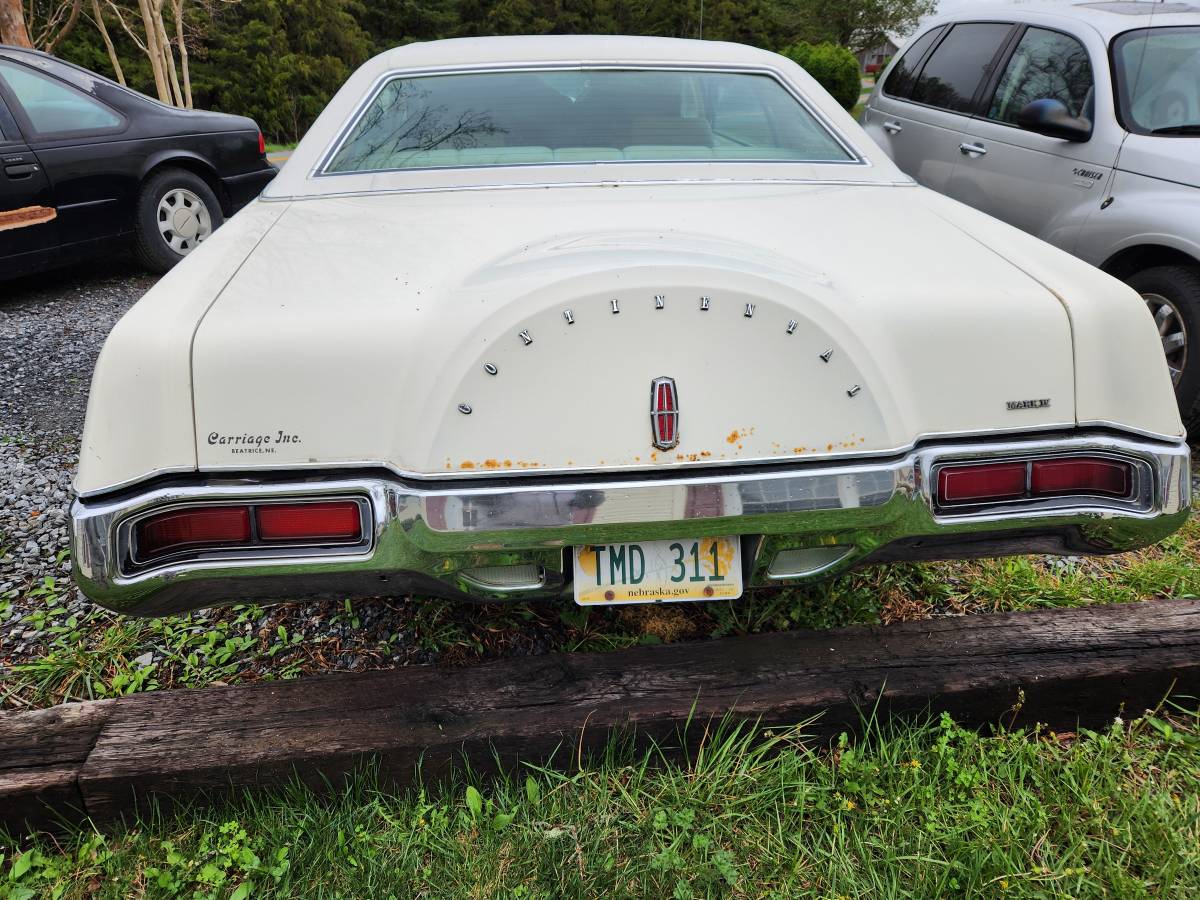 Lincoln-mark-iv-1972-white-3