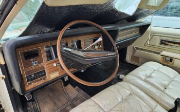 Lincoln-mark-iv-1972-white-5