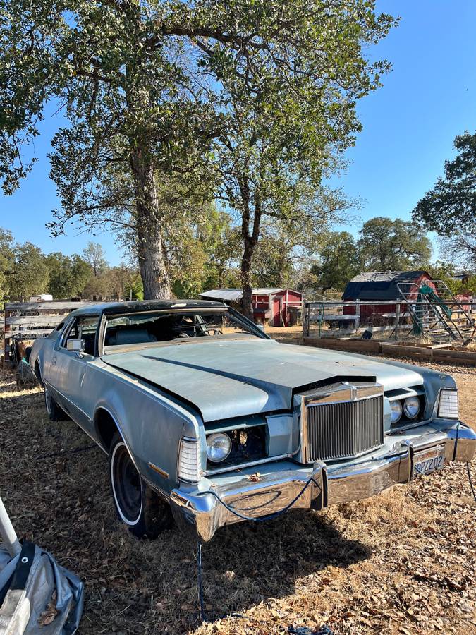 Lincoln-mark-iv-1973-blue-5