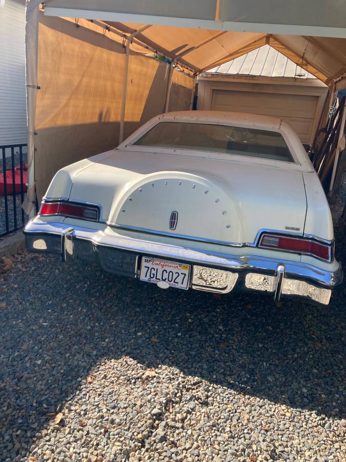 Lincoln-mark-iv-1975-white-2