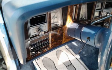 Lincoln-mark-v-1979-16