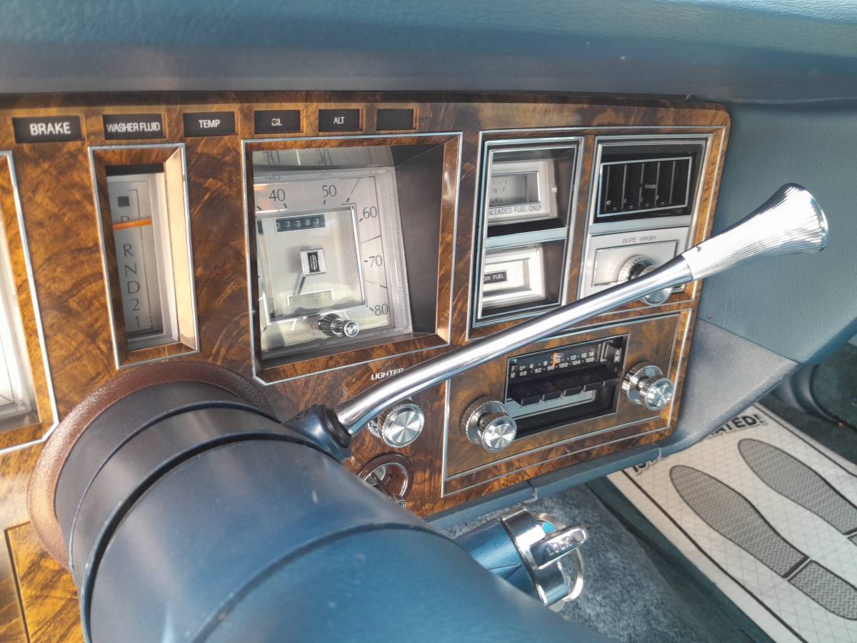 Lincoln-mark-v-1979-18