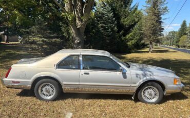 Lincoln-mark-viii-1991-custom-2