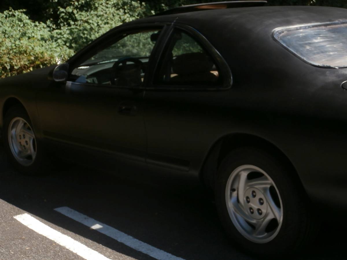Lincoln-mark-viii-1995-black-5