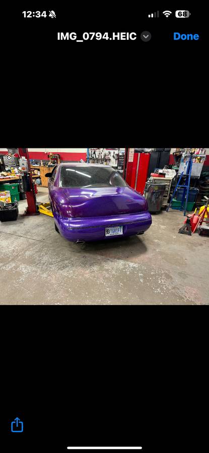 Lincoln-mark-viii-1995-purple-1