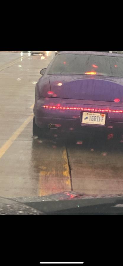 Lincoln-mark-viii-1995-purple-13