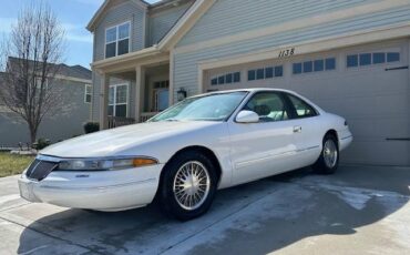 Lincoln-mark-viii-1995-white-1
