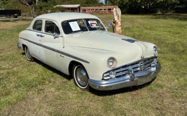Lincoln-sport-sedan-1949-white-11