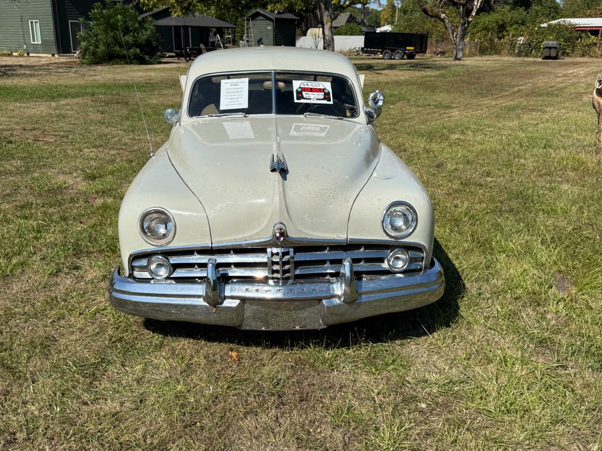 Lincoln-sport-sedan-1949-white-12