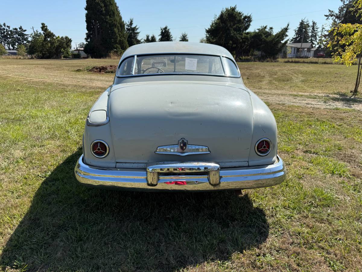 Lincoln-sport-sedan-1949-white