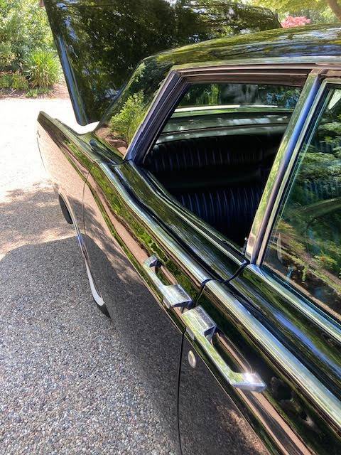 Lincoln-town-car-1966-7